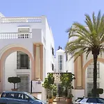 2 Bedrooms In Marbella With Pool Sharingco