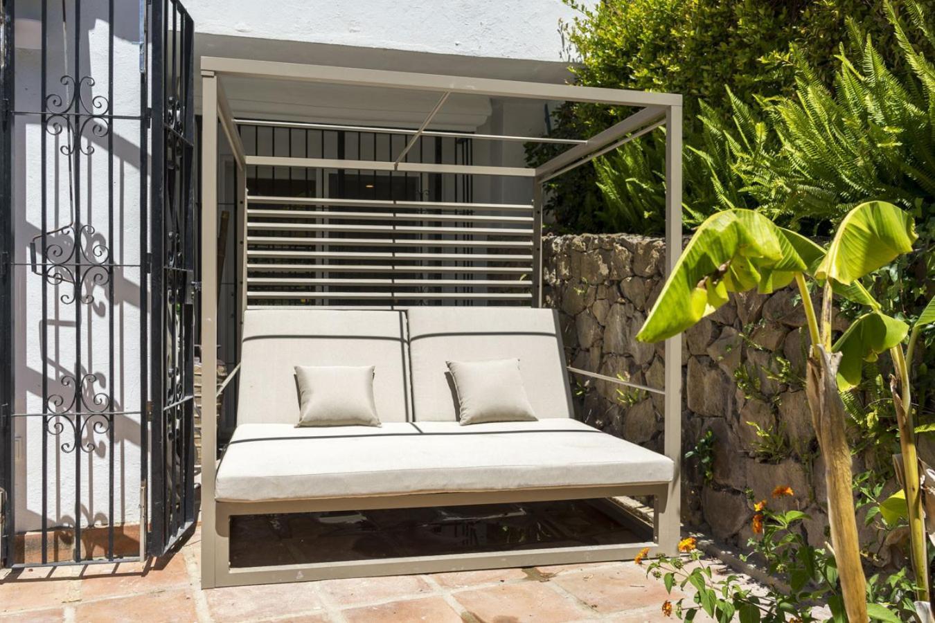 2 Bedrooms In With Pool Sharingco Apartment Marbella