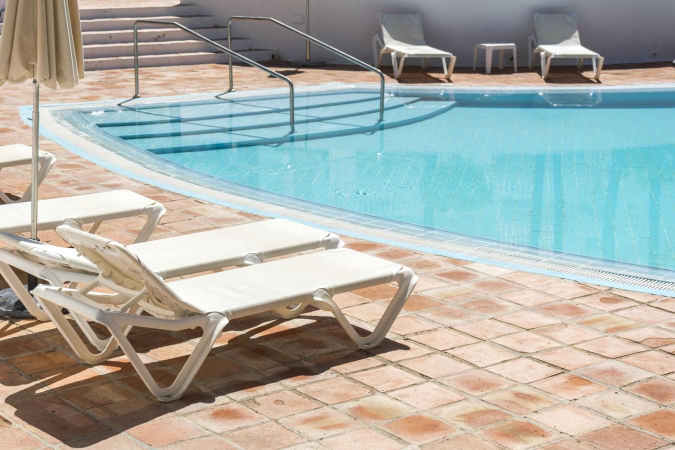 Apartment 2 Bedrooms In With Pool Sharingco *