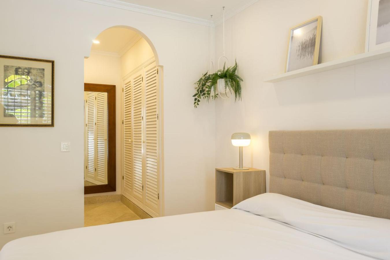 2 Bedrooms In With Pool Sharingco * Marbella