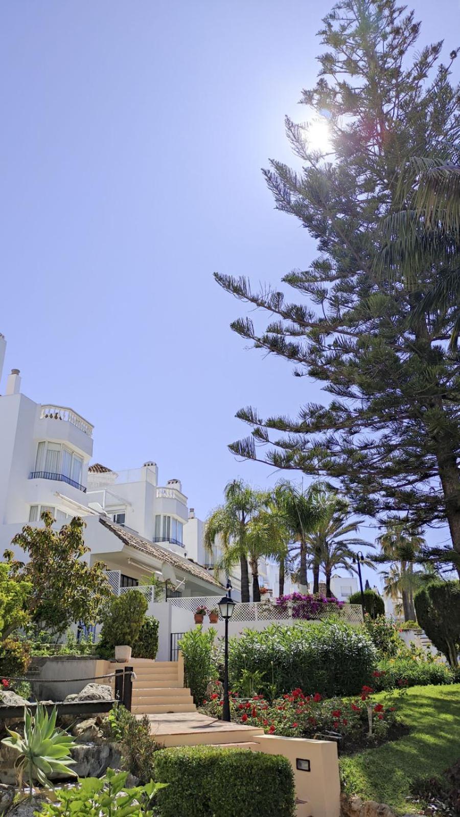 Apartment 2 Bedrooms In With Pool Sharingco Marbella