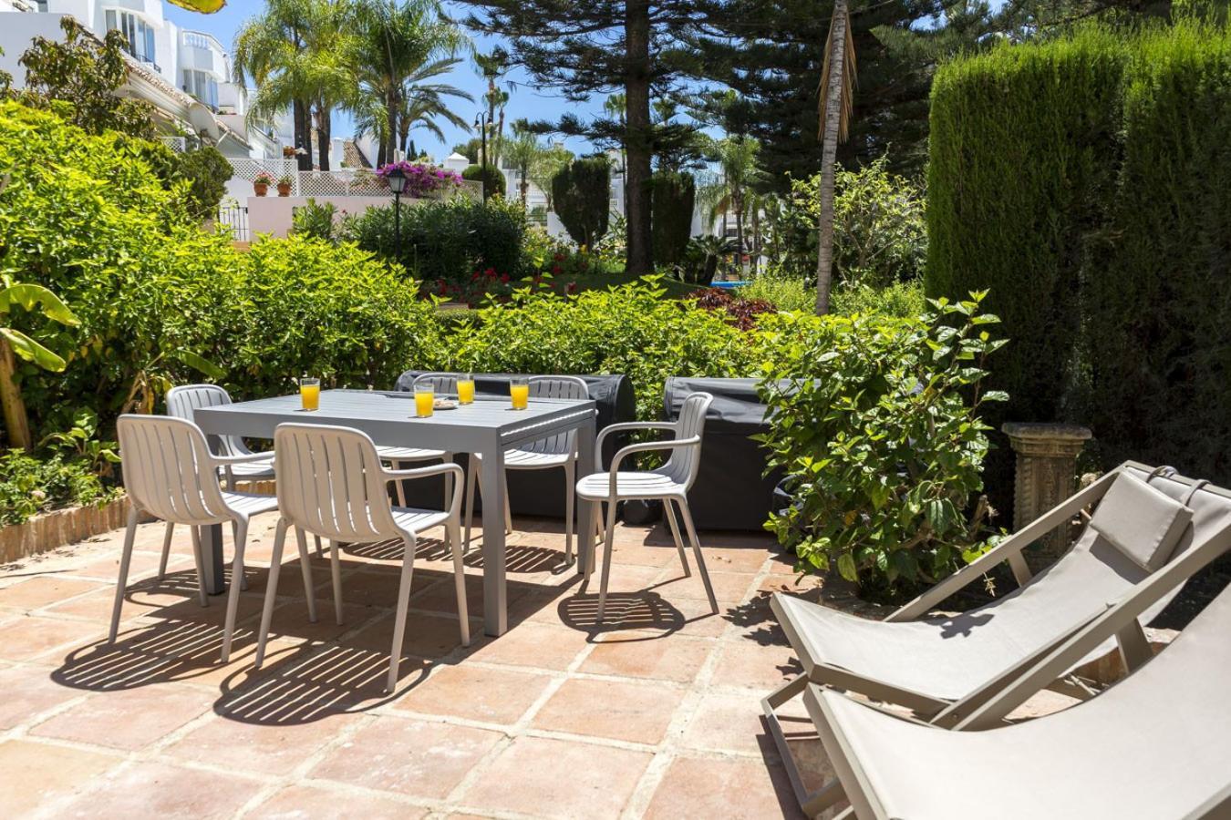 2 Bedrooms In With Pool Sharingco * Marbella
